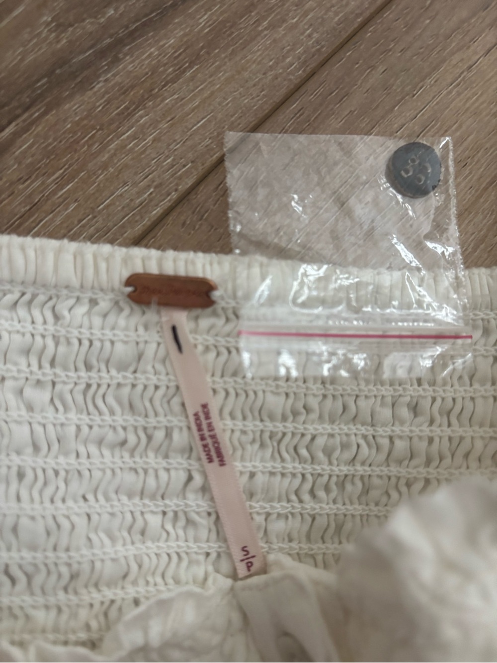 NWOT -Free People Ivory Leave It To Me -Puff Sleeve Peplum Blouse - Picture 4 of 4